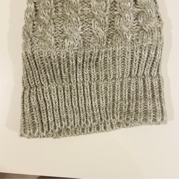 Just Cozy Lined Pom Pom Wool Winter Hat - Picture 7 of 11